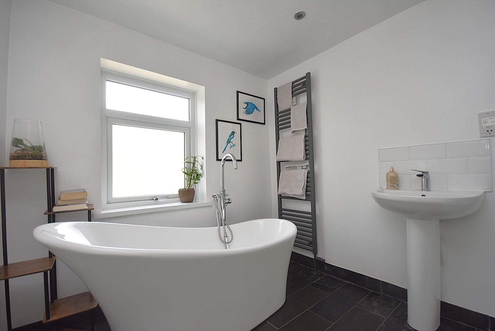 49 Andrew Road, Penarth, CF64 2NT